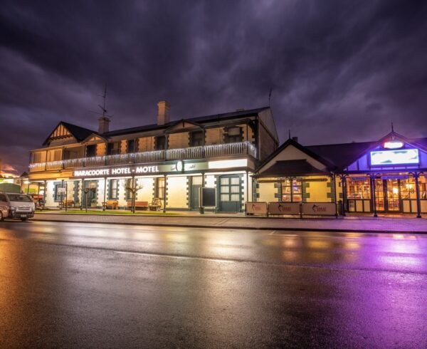Naracoorte Hotel Exterior Image